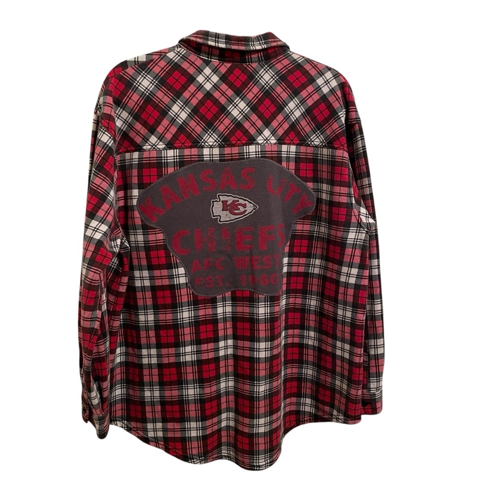Chiefs Red, Gray, Black and White Plaid Flannel Button Front Shirt Womens L ooak